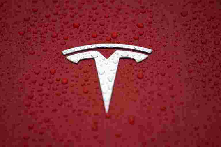 现金，需求涉及Sumerhow Tesla的SUV发布”