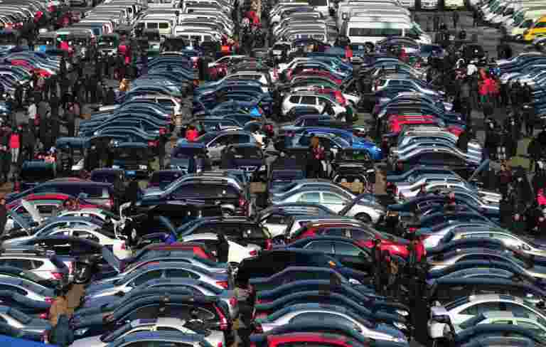 汽车经销商在3月乘客销量上升5％时，汽车经销商称为最糟糕的行业”