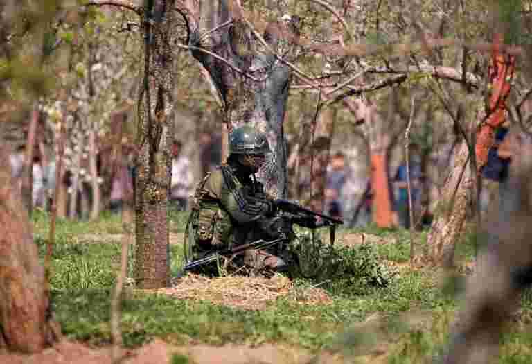 大约160名恐怖分子等待在巴基斯坦推出垫中浸润的高级军官”